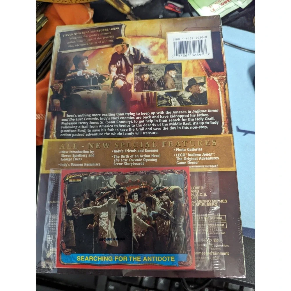Indiana Jones  Last Crusade First time available Special Ed w/ trading cards NEW